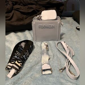 Steve Madden Bevelyn Crossbody Set